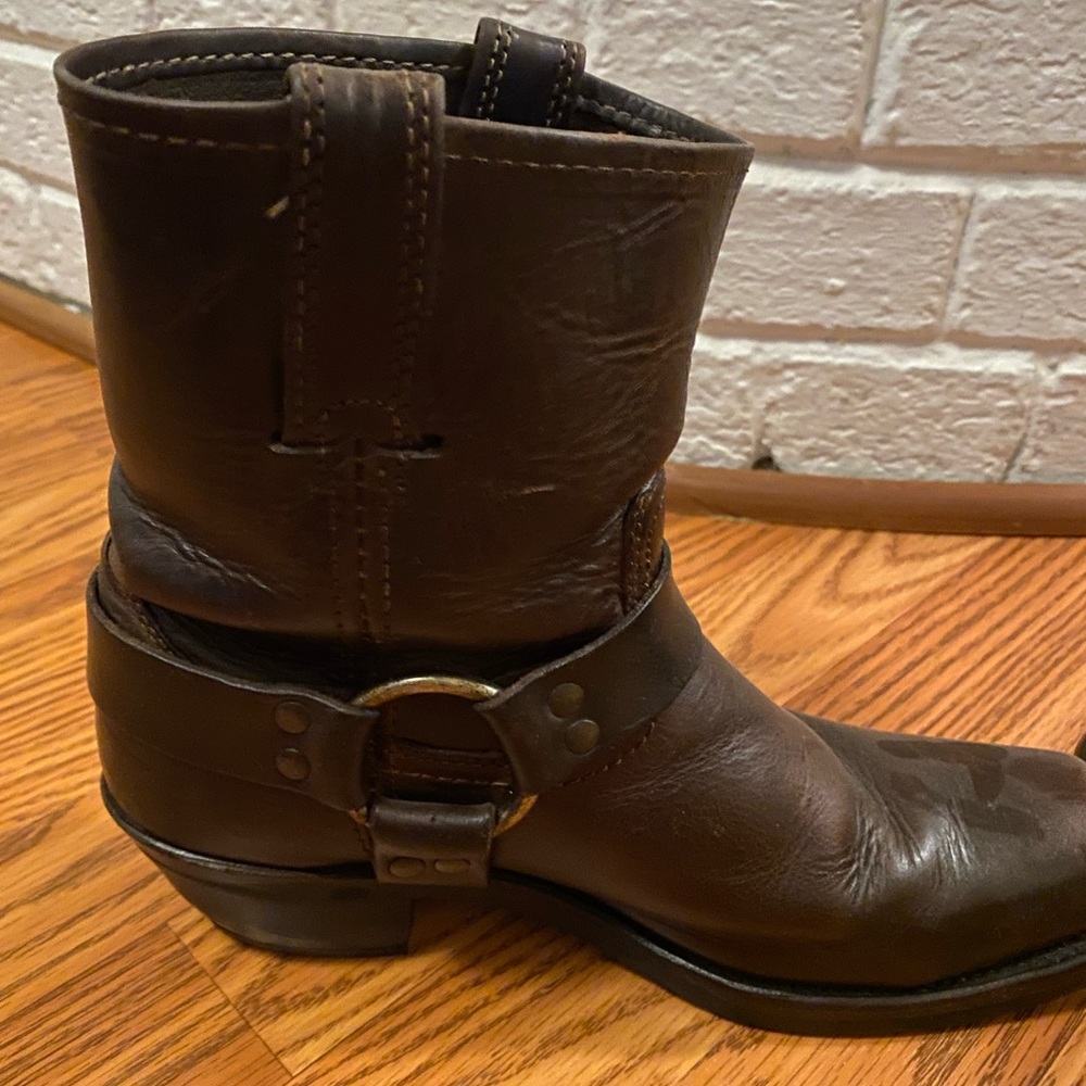 Size 8.5 Frye Harness 8R in Smoke